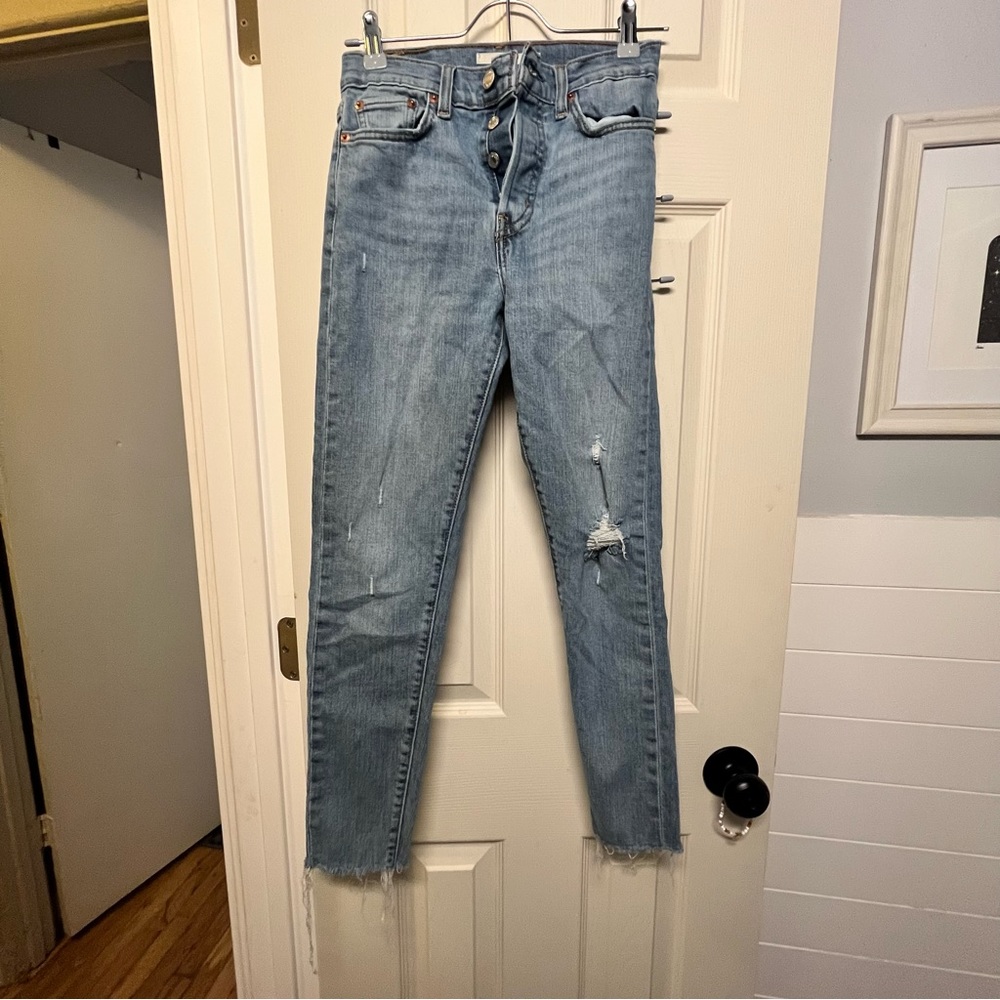 Levi High Waist Wedgie Jeans